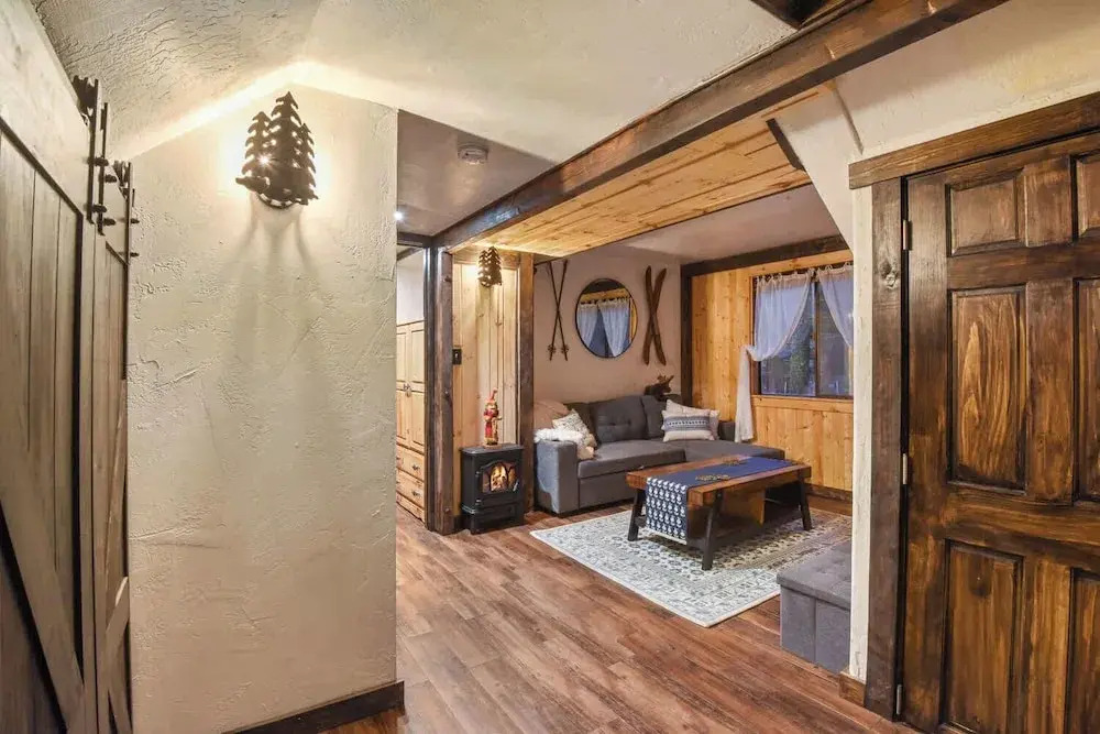 Tahoe Pines Cabin