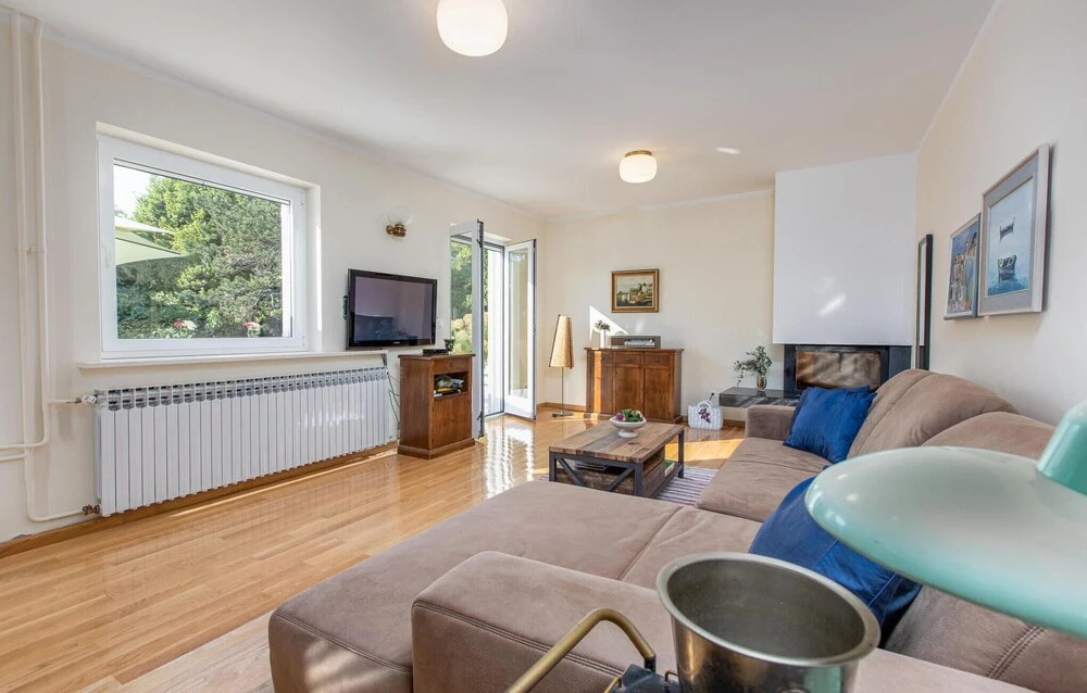 3 Bedroom Pet Friendly Home In Malinska
