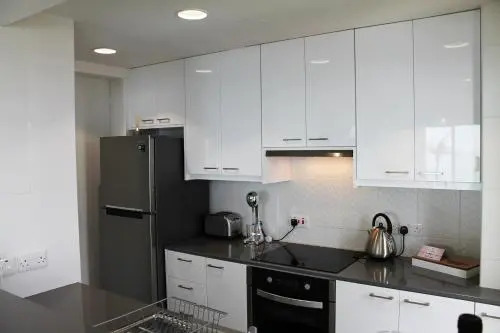 Lazuli Beachfront Apartment 254