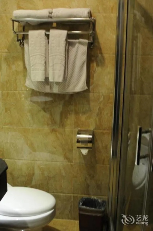 Xinji Holiday Hotel