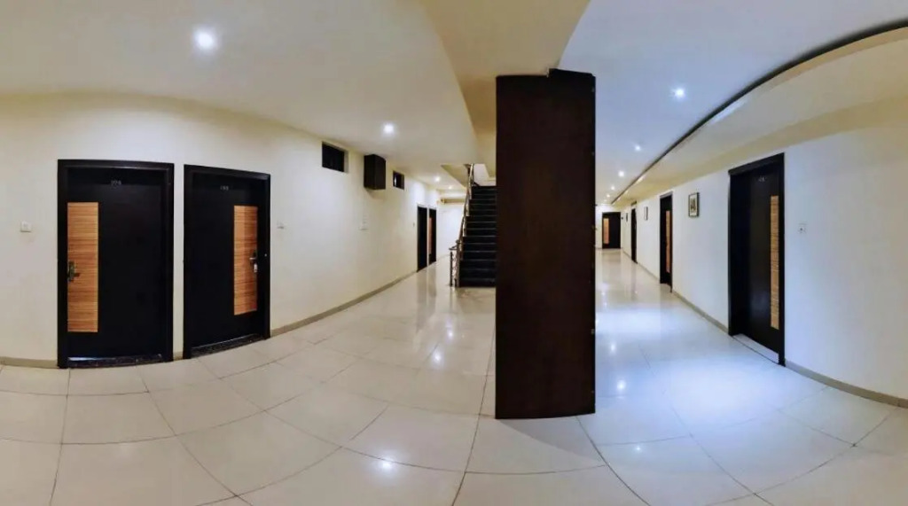 Hotel Shanti Palace