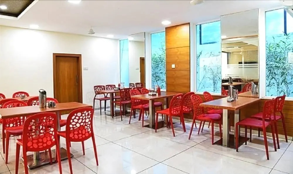 FabHotel Hill View II Gachibowli