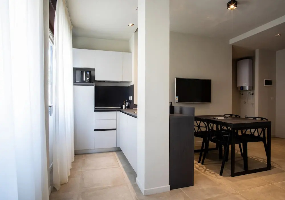 Astoria Living Apartments