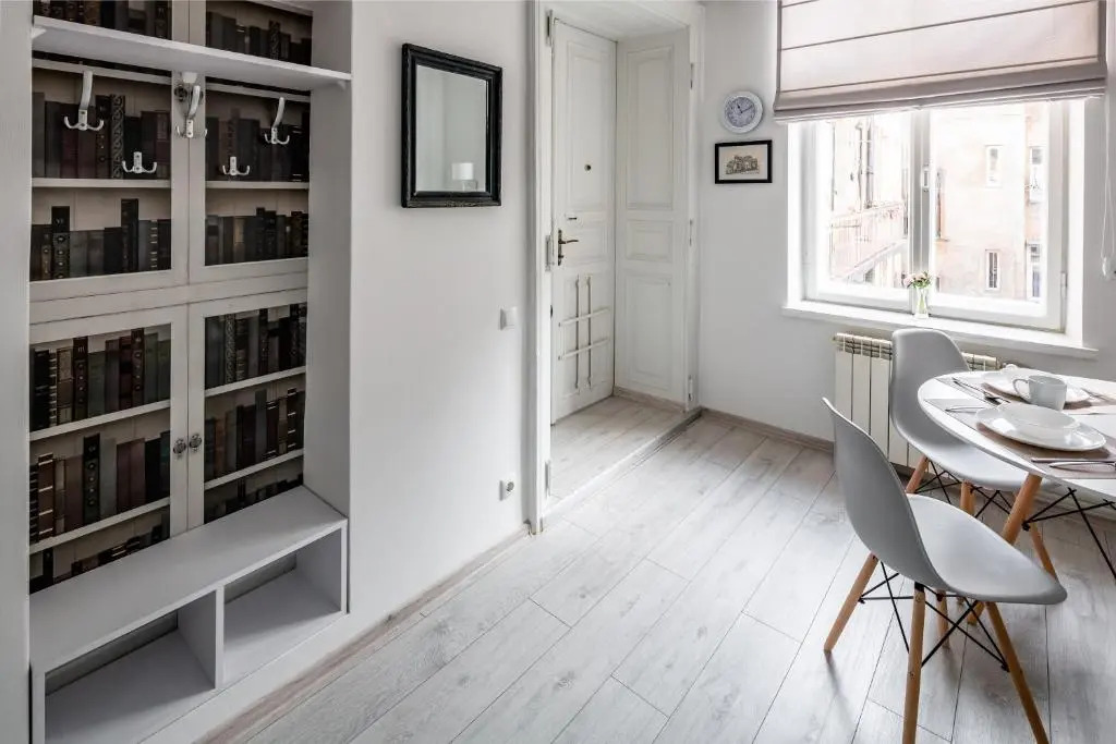 Bookinist apartment