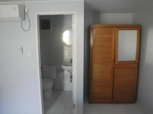 Yoyos Hotel