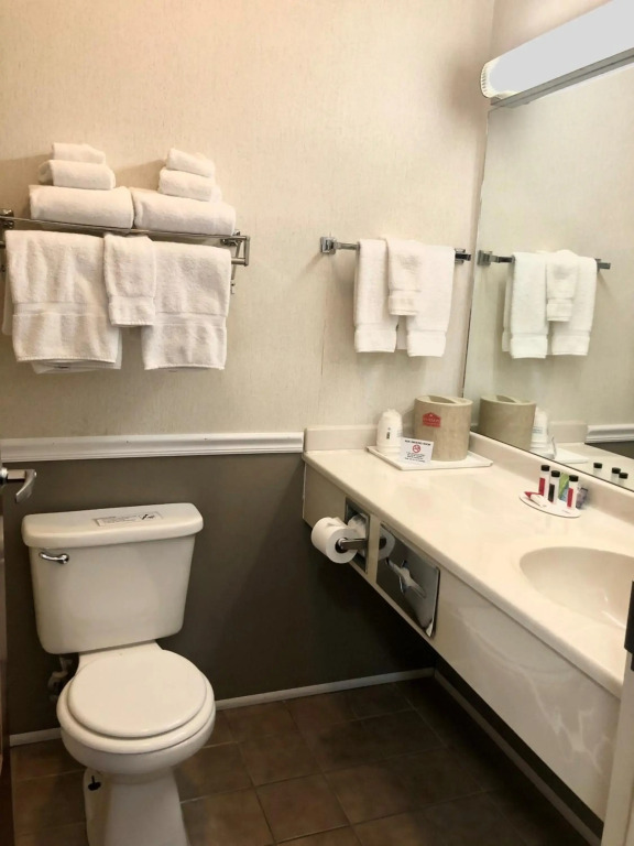 Ramada Limited - Mount Sterling