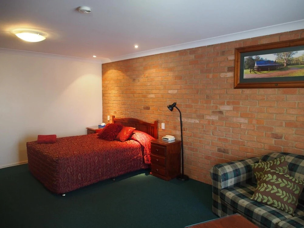 Cobar Town & Country Motor Inn