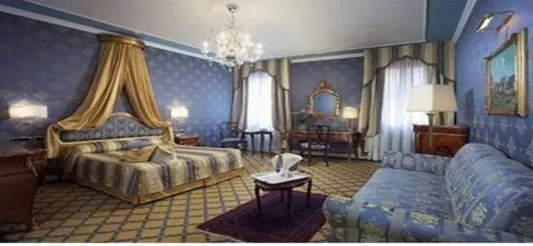 Palazzo Conti Querini