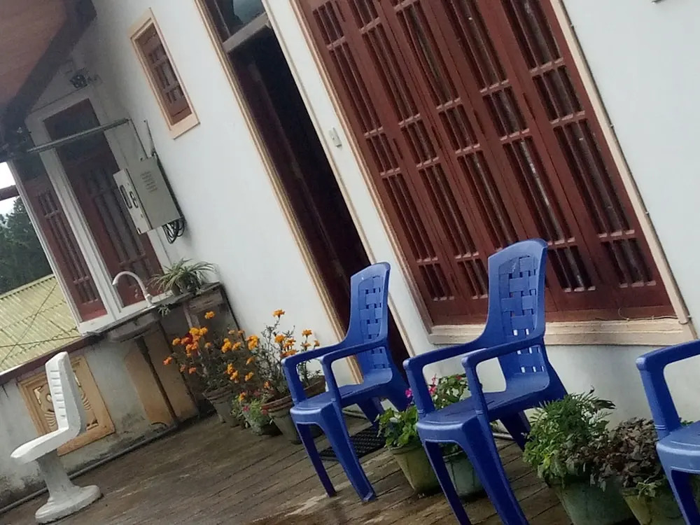 Oviya Guest Nuwara Eliya