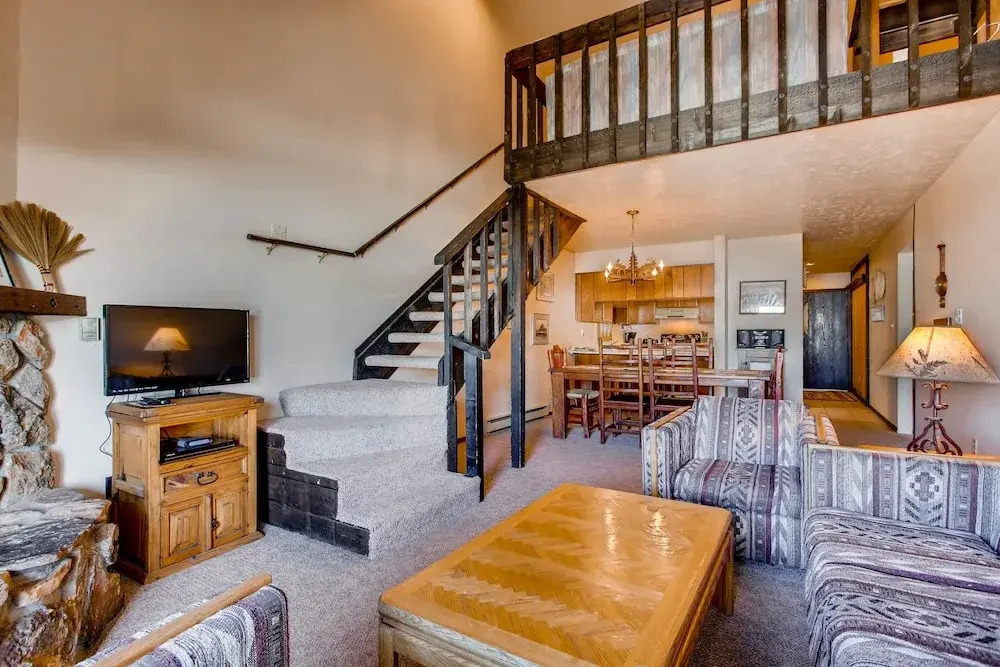 Unique, Mountain 4 Br  4 Bedroom Condo - No Cleaning Fee! by RedAwning