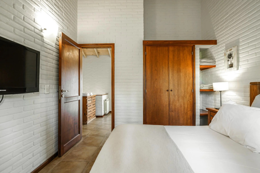 Valeria House Apart