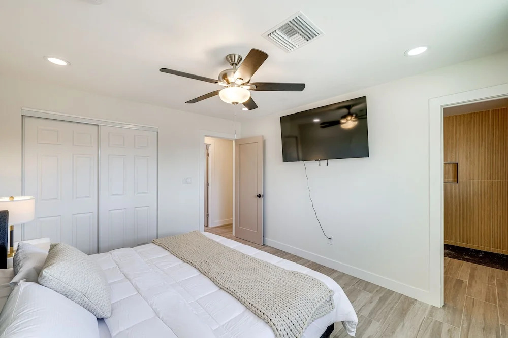 3 Mi to Old Town: Home w/ Game Room in Scottsdale!