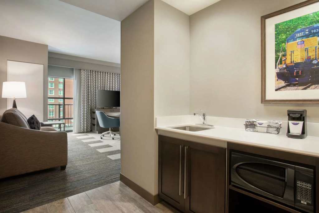 Hampton Inn Suites Kansas City Downtown Crossroads