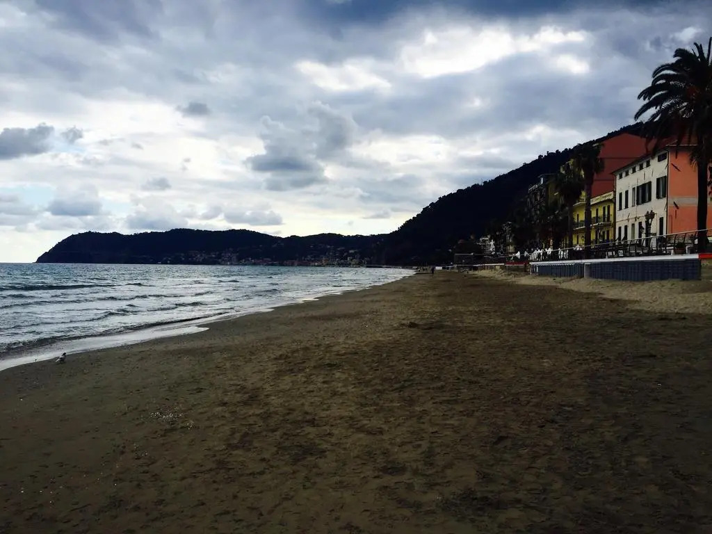 Attico Fronte Mare Alassio