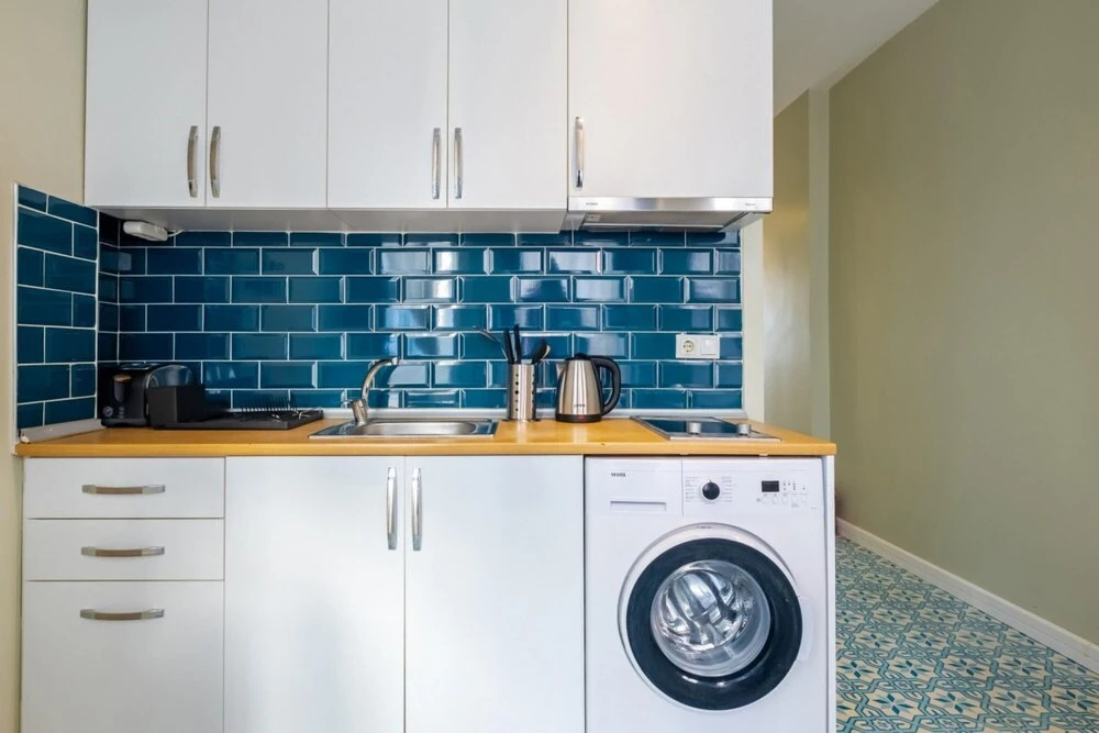 Charming Flat Near Taksim Square in Inonu Sisli