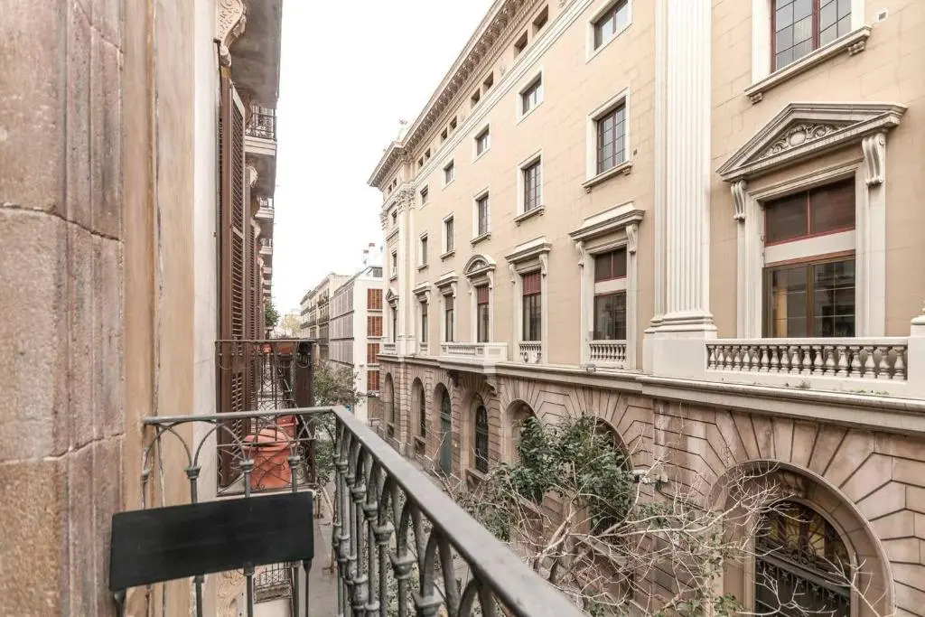 Barcelonaforrent Alessandra Central Ramblas Apartment