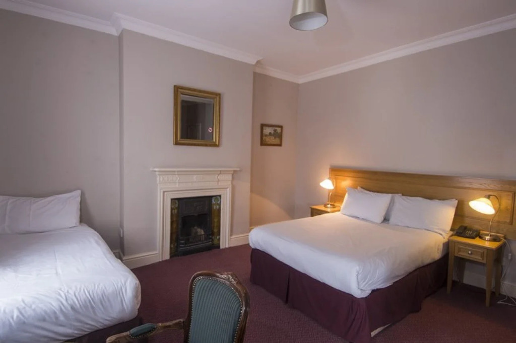 Phoenix Park Hotel