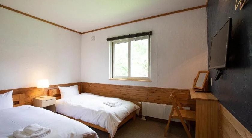 Tomten Lodge