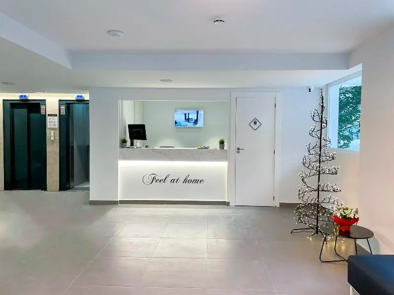 Trebol One Apartments By Mc