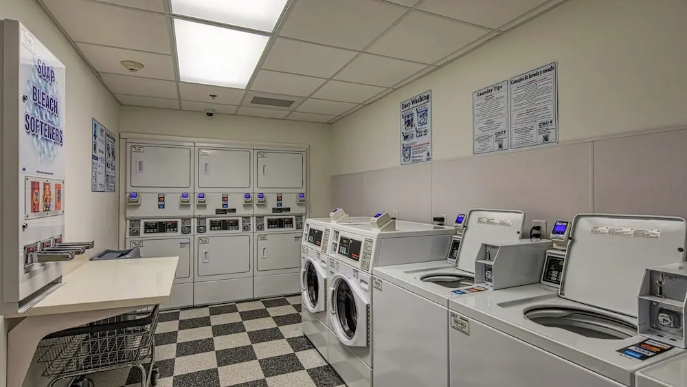 Uptown Suites Extended Stay Tampa FL - Riverview