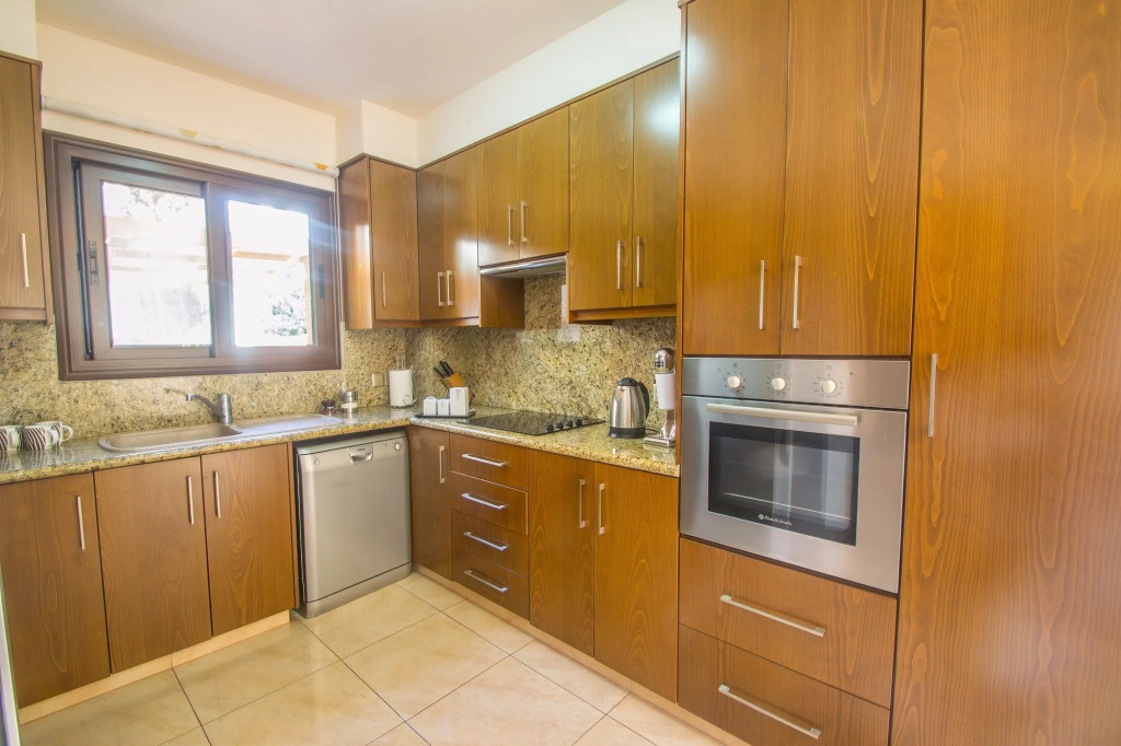 Ismini Lagoon Villa