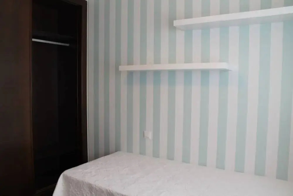 Apartment - 3 Bedrooms with WiFi - 107786