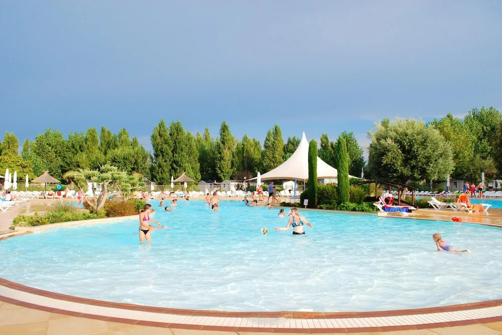 Property With 3 Bedrooms in Vias, With Shared Pool, Furnished Terrace and Wifi - 300 m From the Beach