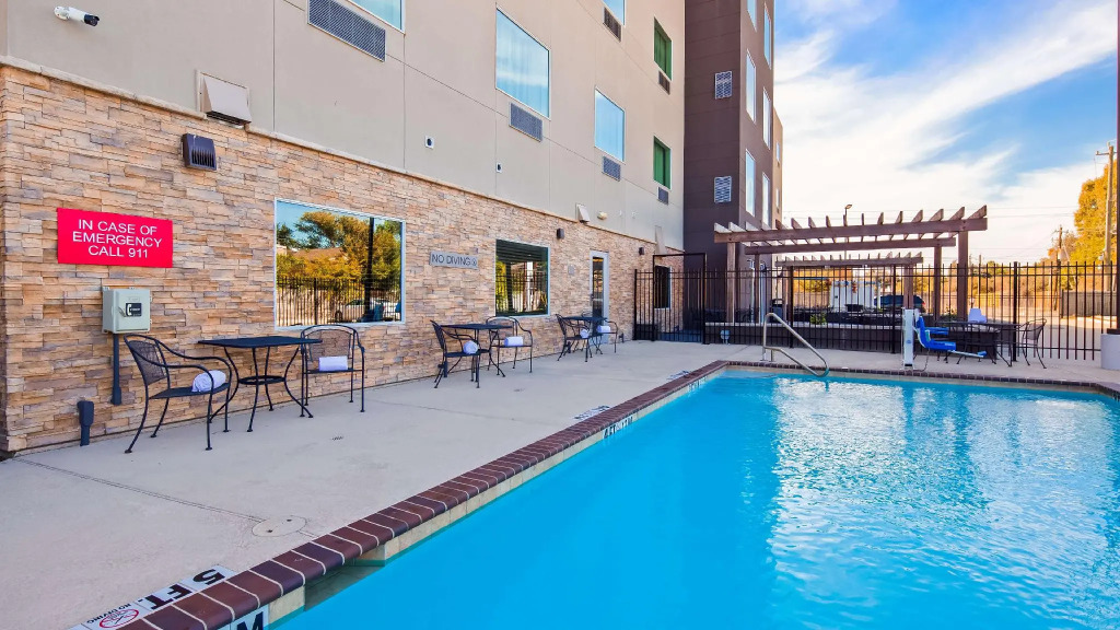 Garner Hotel Houston - Westheimer by IHG
