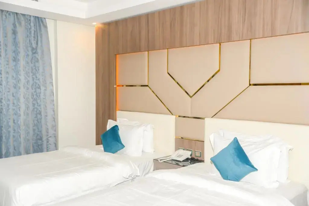 Mora hotel