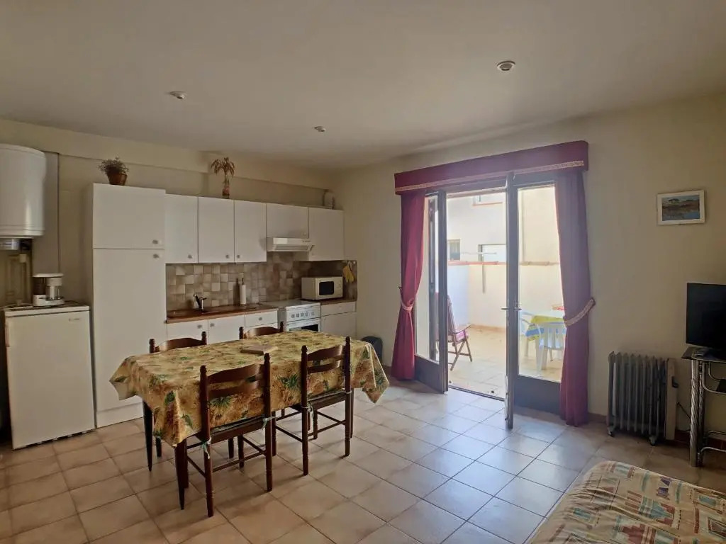 Appartement Saintes-Maries-de-la-Mer, 2 pièces, 4 personnes - FR-1-475-34
