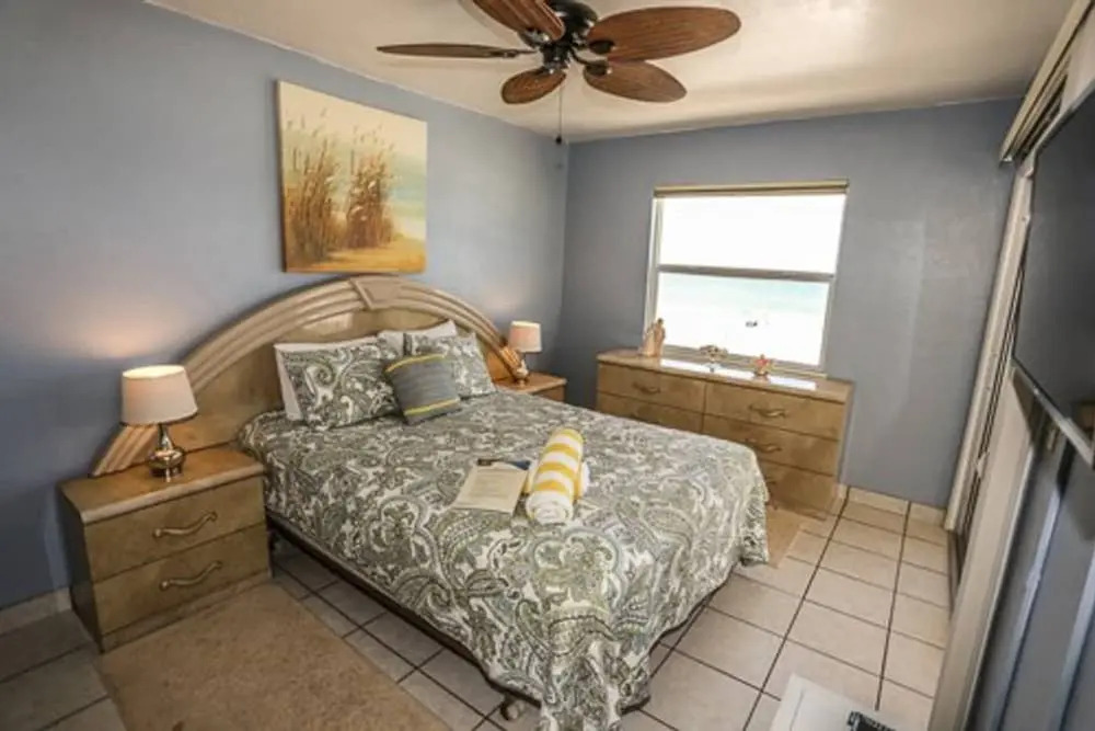Estero Sands 204