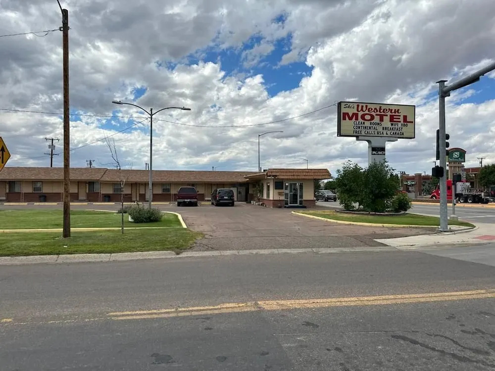 Skis Western Motel
