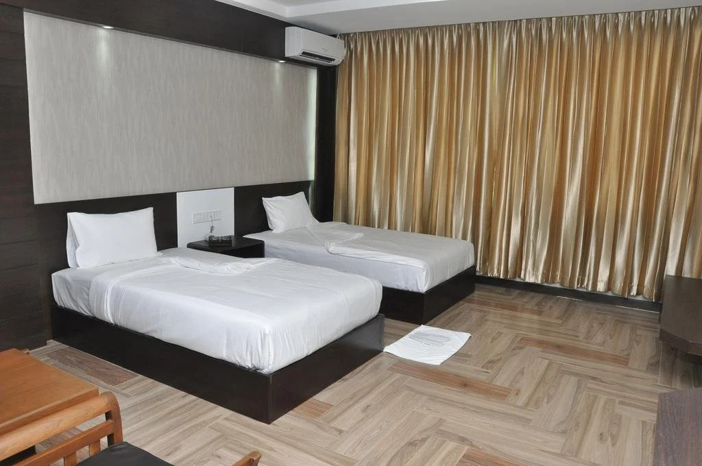 Shan Shwe Myanmar Hotel