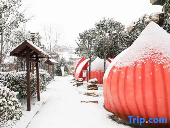 Hongrun Hot Spring Resort Hotel