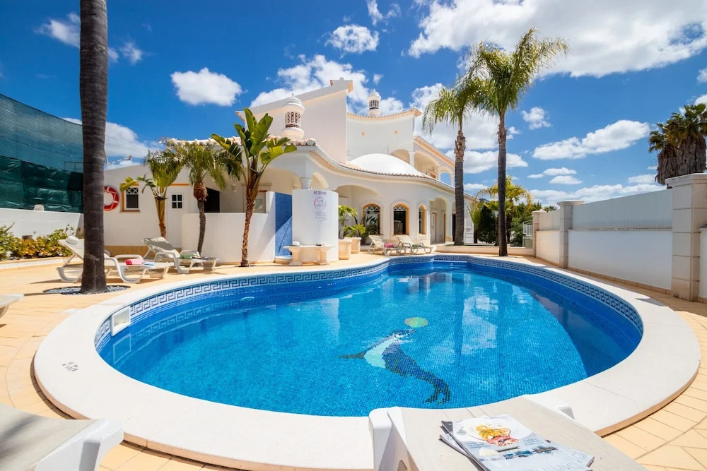 Villa Samoa - Moradia com piscina aquecível e BBQ em Albufeira