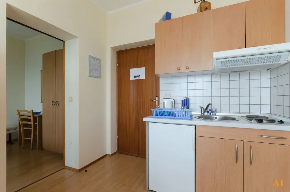 Apartments and Room Drazen