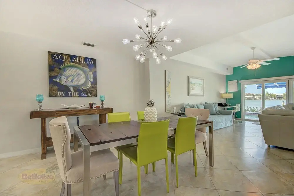 Water Lover's Paradise - Weekly Rental 2 Bedroom Home by Redawning