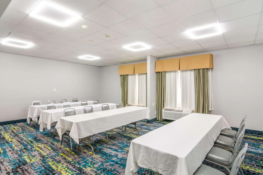 Отель Рочестера La Quinta Inn Rochester North