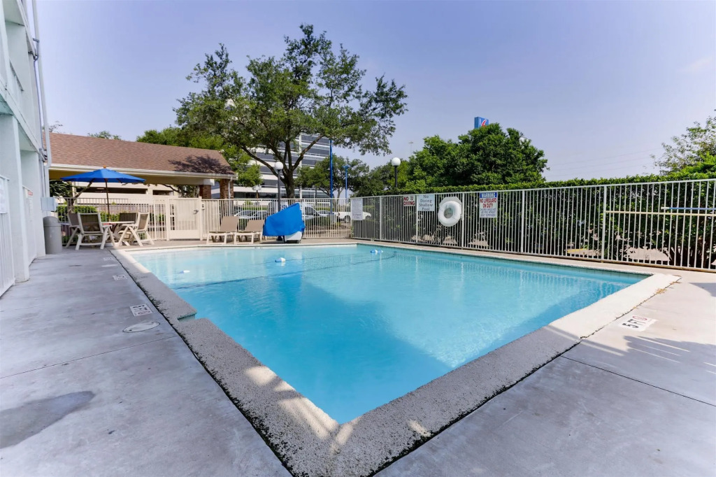 OYO Hotel Houston Katy Freeway
