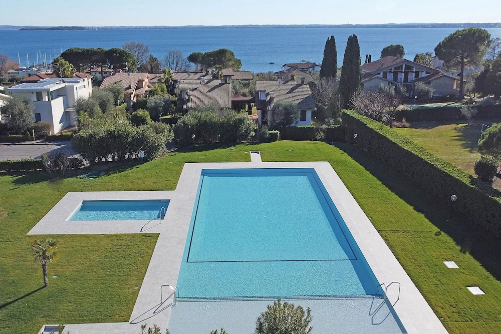 Residence Moniga Porto 1-08 by Wonderful Italy