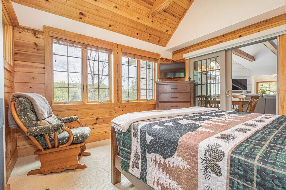 Captains Cabin