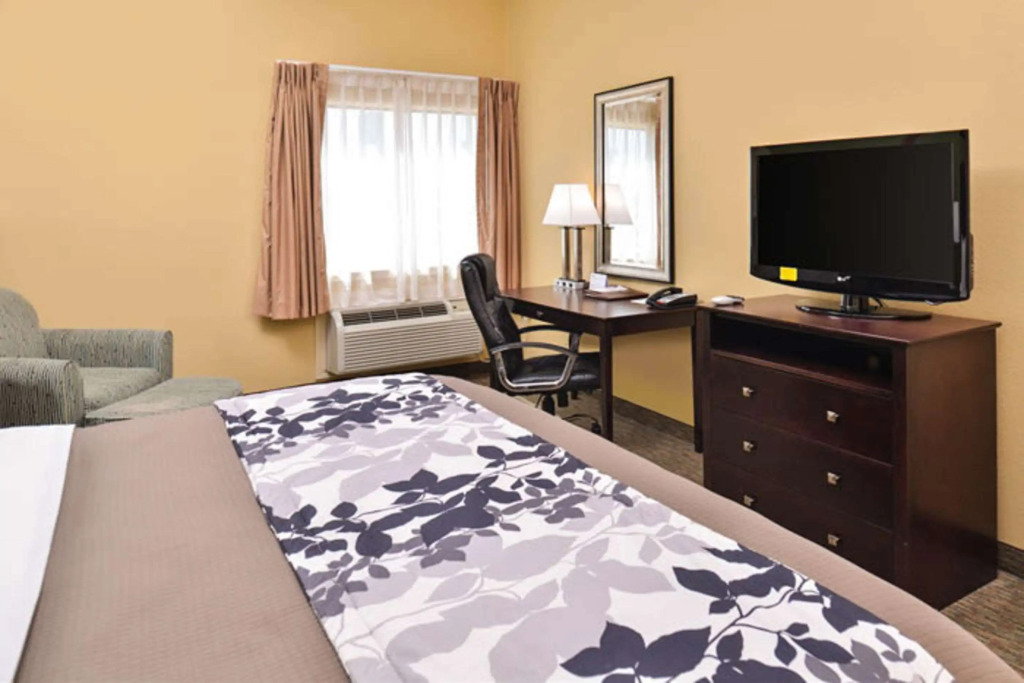 Sleep Inn & Suites Downtown Houston Near Convention Center