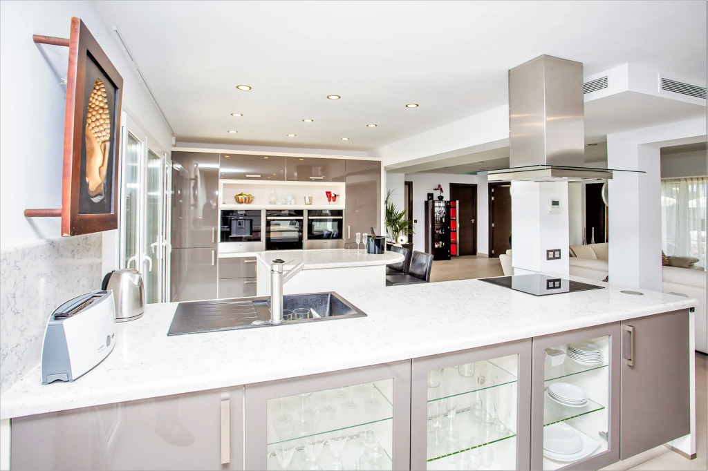 7 B/R Villa near Puerto Banus & SEA,5m ✴️✴️✴️✴️✴️