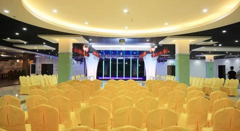 Plus Life Hotel