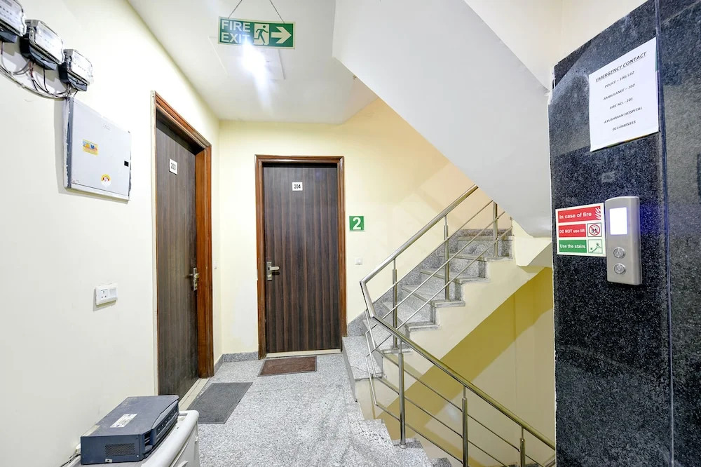 FabHotel Rose Residency