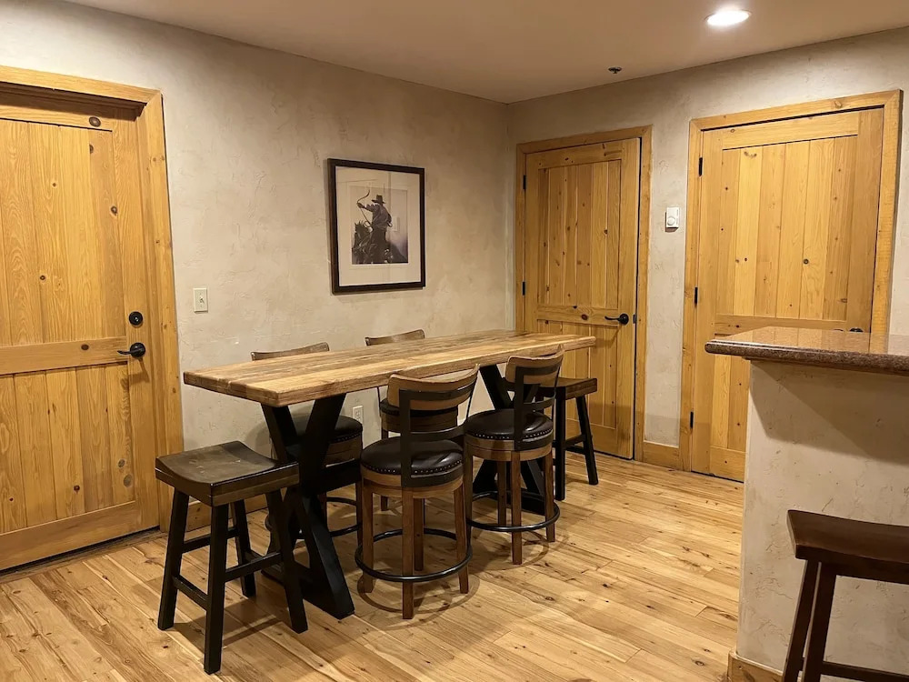 Bear Creek Lodge 107a 1 Bedroom Condo by Alpine Lodging Telluride
