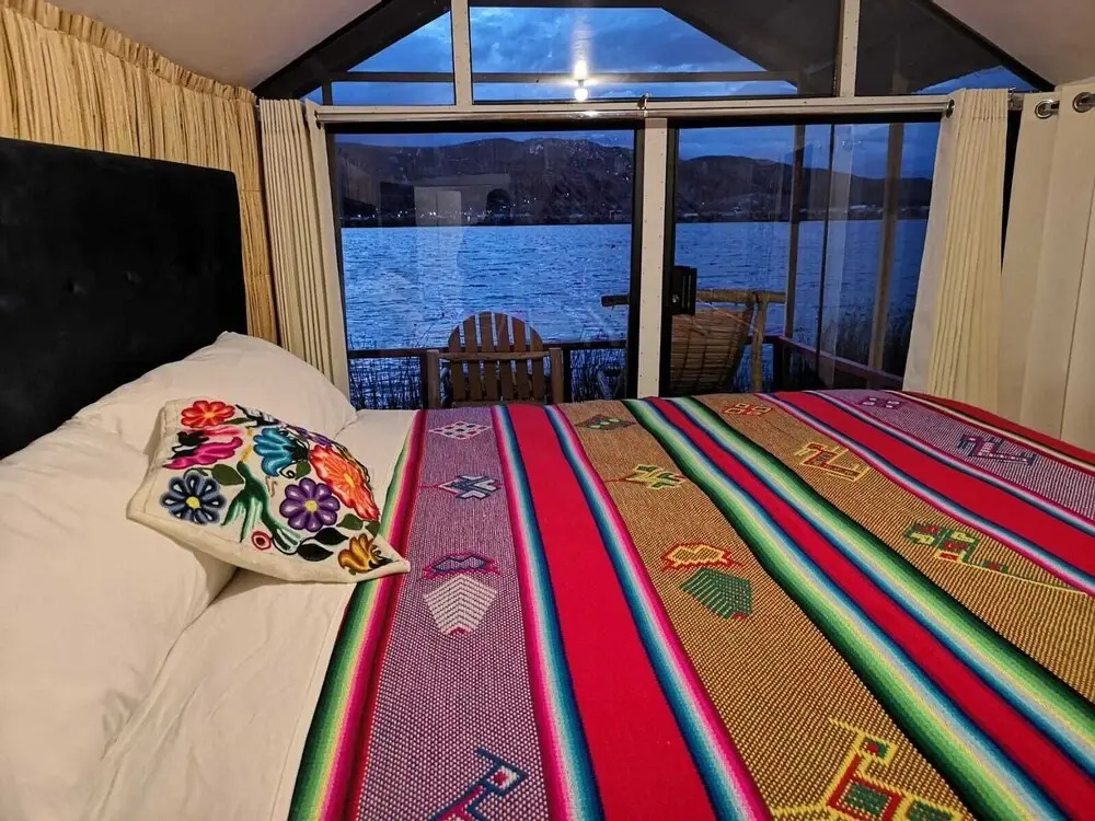 Uros Qhota Uta Lodge