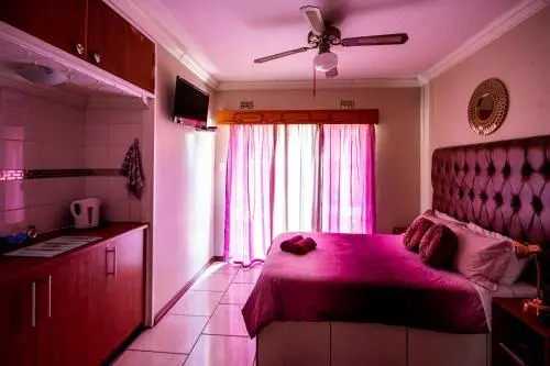 Invite Guest House - Self Catering Accommodation in Vanderbijlpark