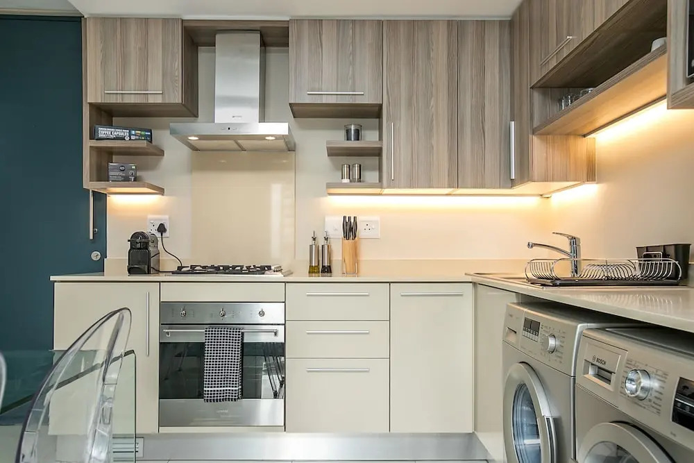 801 The Tyrwhitt Rosebank - Adults Only