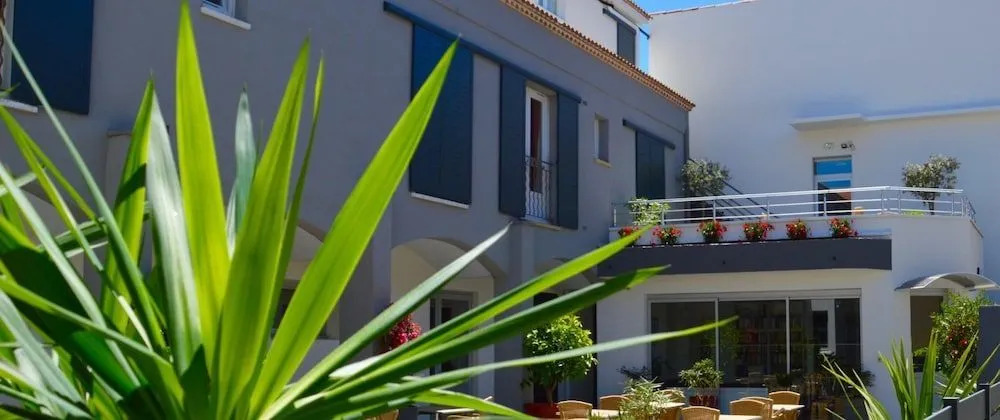 Hotel Les Acacias